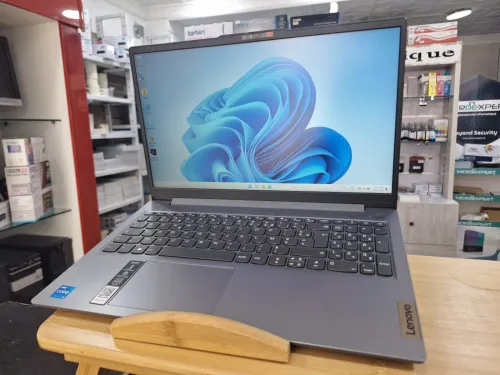 laptop Lenovo I5-13ème