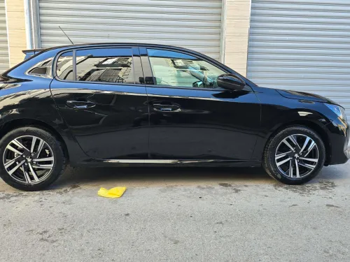 Peugeot 208 2022 Allure