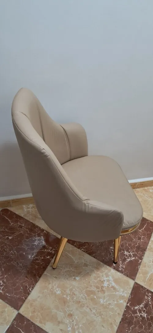Chaise de coiffeuse