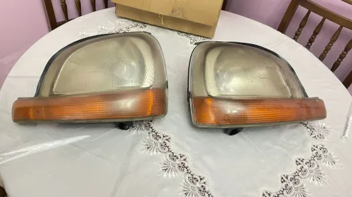 Phare kangoo 02 avant ancien