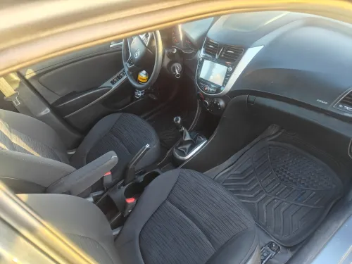 Hyundai Accent RB  4 portes 2018 Accent RB  4 portes