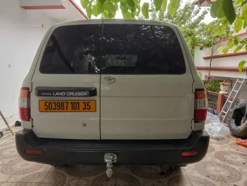 Toyota Land Cruiser 2001 Land Cruiser