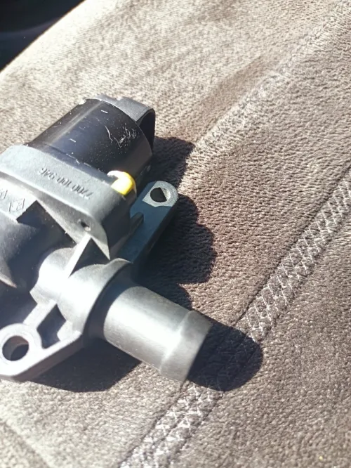 Vend Starter dacia 1'6 16v