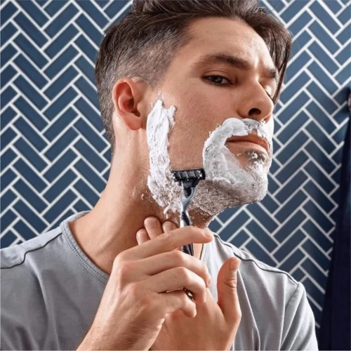 Gillette Mach3 Pack de 04 Recharges Lames de Rasoir, Produit d'Origine