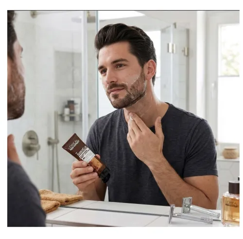 L'Oréal Paris Crème à Raser Barbe + Contours Barber Club Men Expert, 150 ml, Produit d'Origine