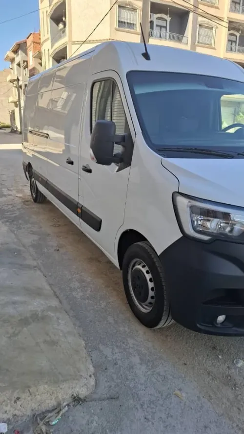 Renault Master 2025