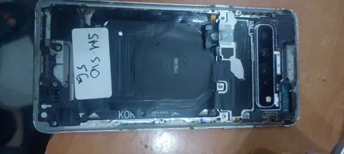 vend carte mère Samsung s10 5G avec frame en très bonne état 