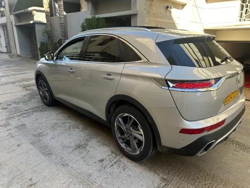 DS 7 2022 Opéra édition