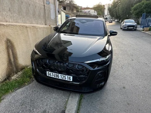 Audi Q5 2025 S-LINE INT/EXT