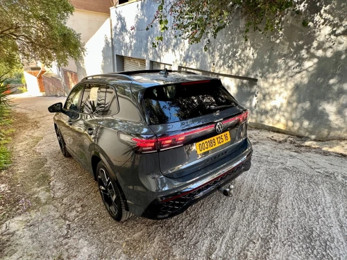 Volkswagen Tiguan 2025 R-LINE