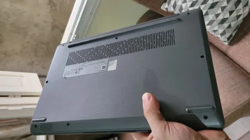 Lenovo IdeaPad 3  ssd i3