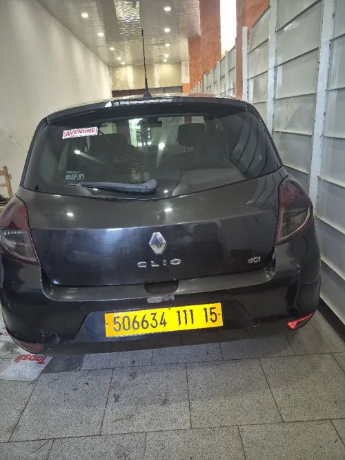 Renault Clio 3 2011 Night and Day