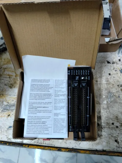 Module pour PLC Omron