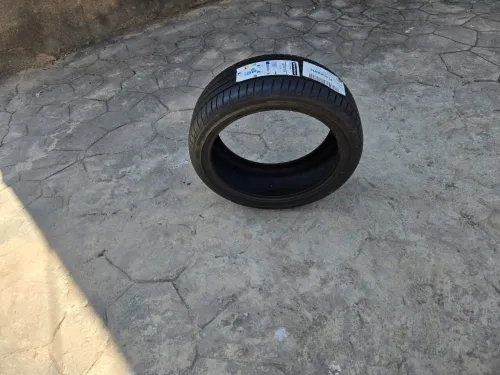 Pneu golf 8