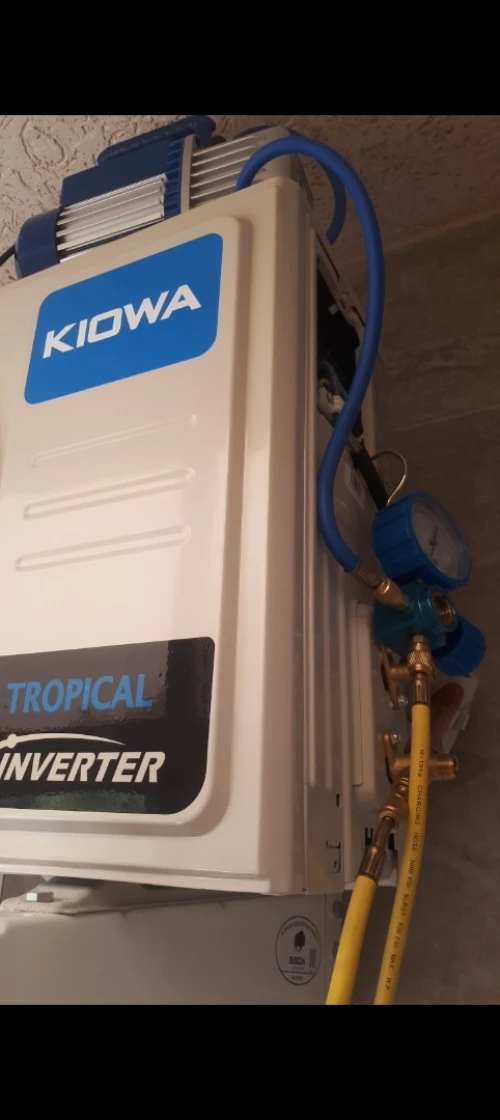Installation climatiseur et tirage de vide