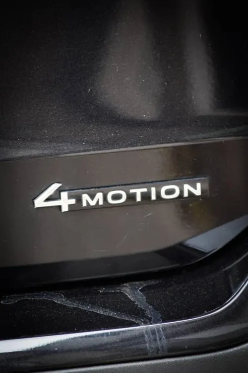 Volkswagen Taos 2022 Se 4montion