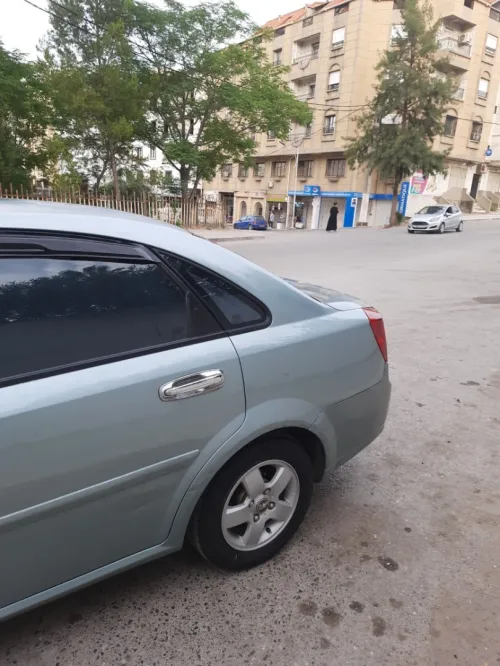 Chevrolet Optra 5 portes 2004 Optra 5 portes