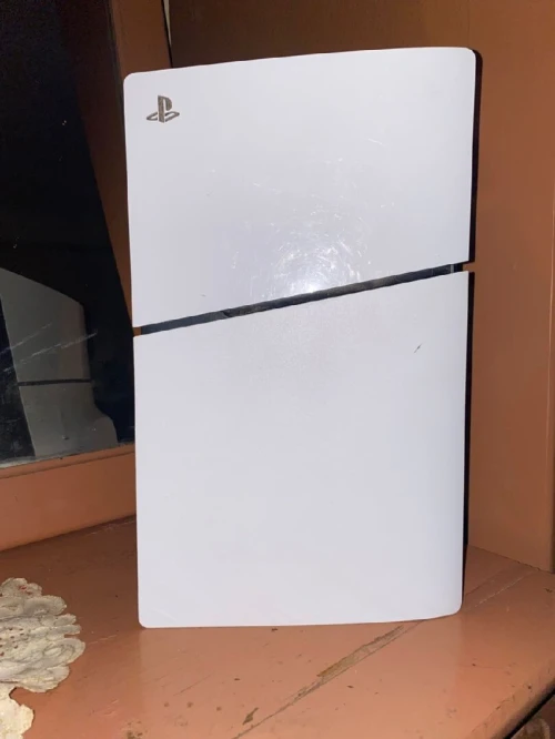 PS5 Slim Standard 1 To à vendre