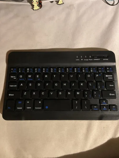 Clavier bluetooth pour les tablettes et les téléphones