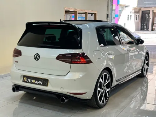 Volkswagen Golf 7 2017 GTI CLUBSPORT