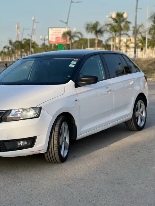 Skoda Rapid 2015 Edition