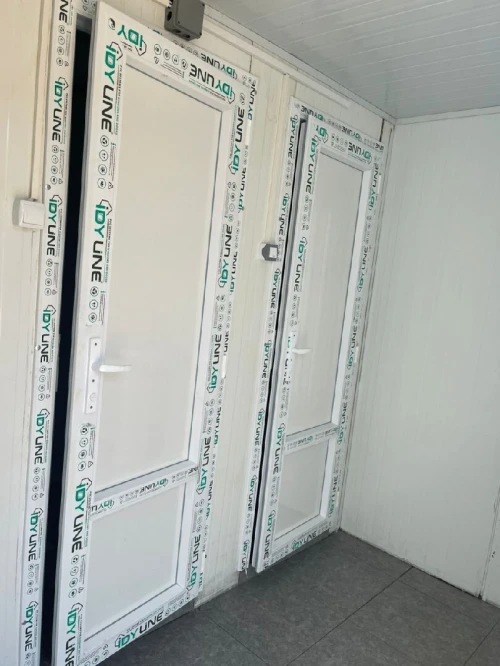 Cabine sanitaires 3/6 6 wc