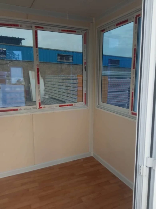 Chalet Poste de garde 2x2 1p 2f