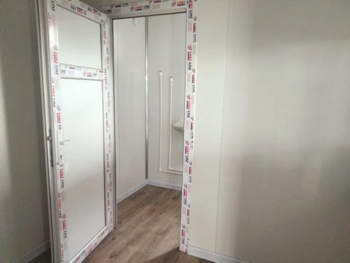 Chalet F2 3/9 2 Chambres 9 mètre carré + kitchinette et Salle de bain