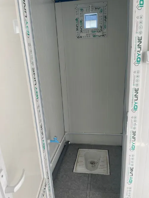 Cabine sanitaires 3/6 6 wc