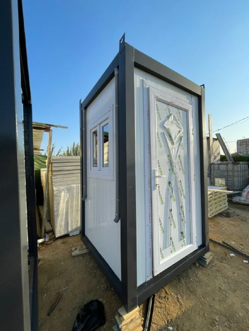 Chalet Poste de garde 1.5x1.5 une porte une fenêtre