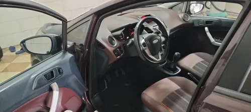 Ford Fiesta 2010 Titanium Sport pack