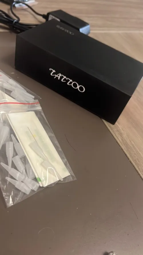 Outils de tatouage et micro pigmentation 
