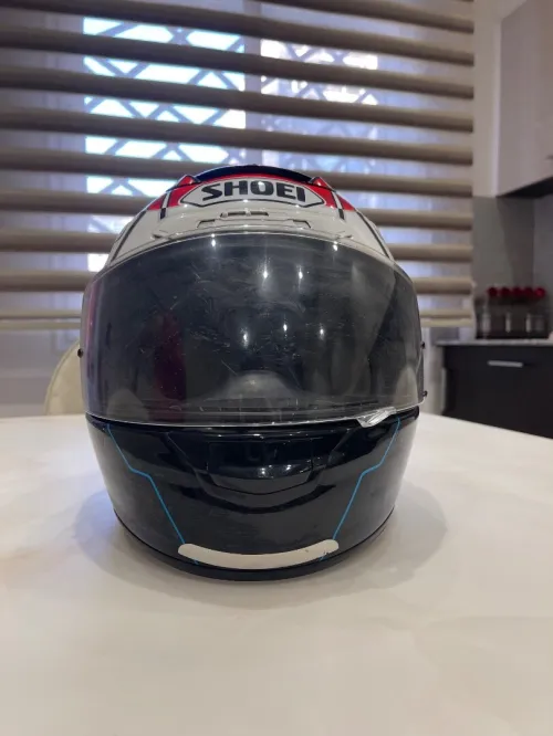 Casque shoei original avec un prix introuvable