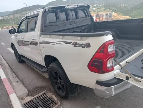 Toyota Hilux 2022 LEGEND DC 4x4 Pack Luxe