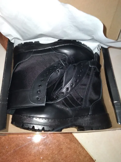 Chaussures MAGNUM 100% cuire Godess