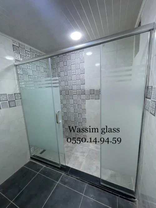 Cabine de douche sur mesure