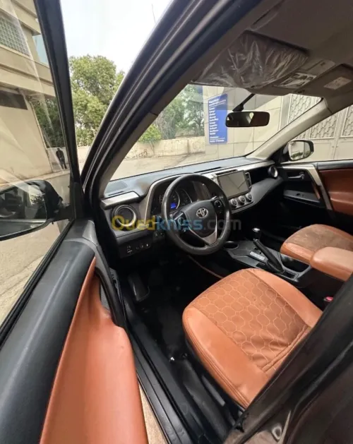 Toyota RAV4 2017 
