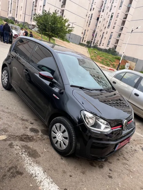 Volkswagen Up 2023 Bluemotion