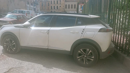Peugeot 2008 2024 Active Pack