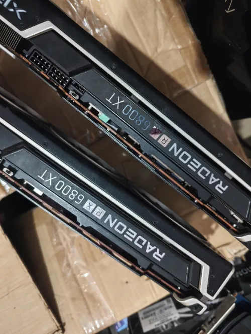 RX6800XT 16GB XFX MERC OC ( Undervolt obligatore)