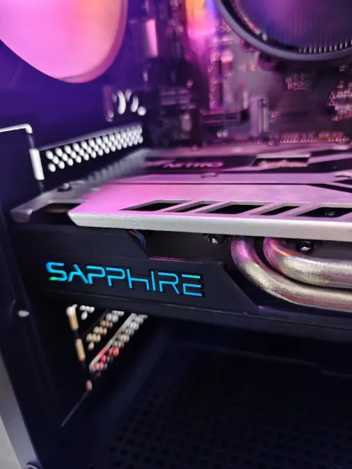 PC GAMER ( RYZEN 5 3600 + RX570 8GB + B550M + 8GB + 256GB ) 