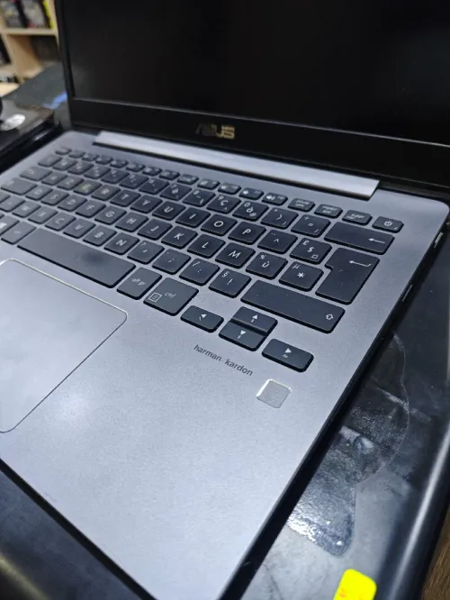 Laptop Asus i7 8éme 8/512gb 
