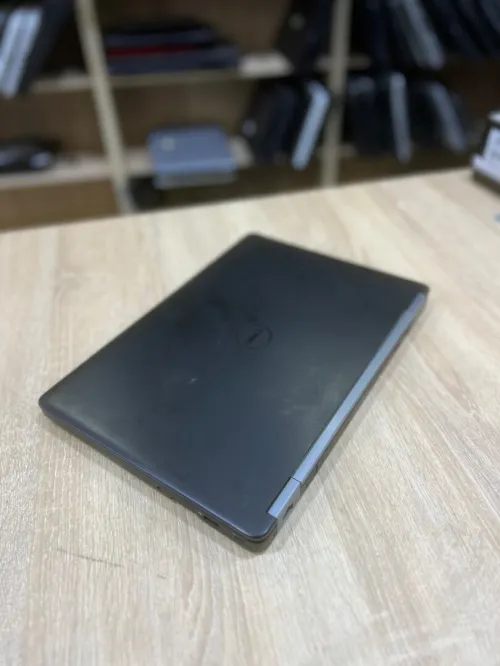 Dell latitude E7470 i5 6éme 8/256gb