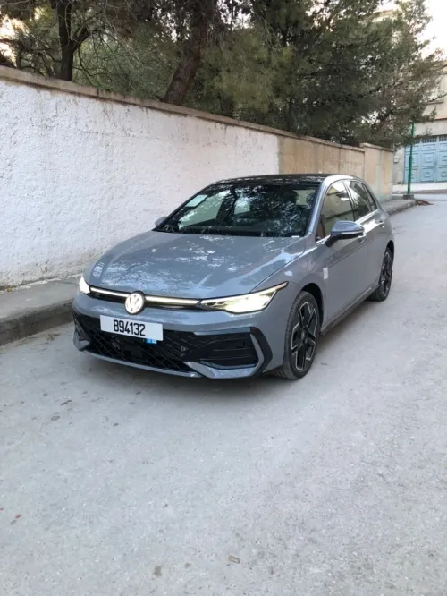Volkswagen Golf 8 2025 R