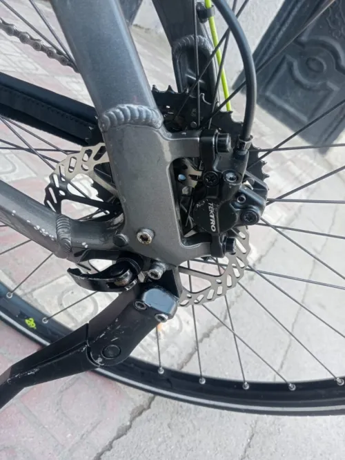Vélo électrique between 28 moteur Yamaha