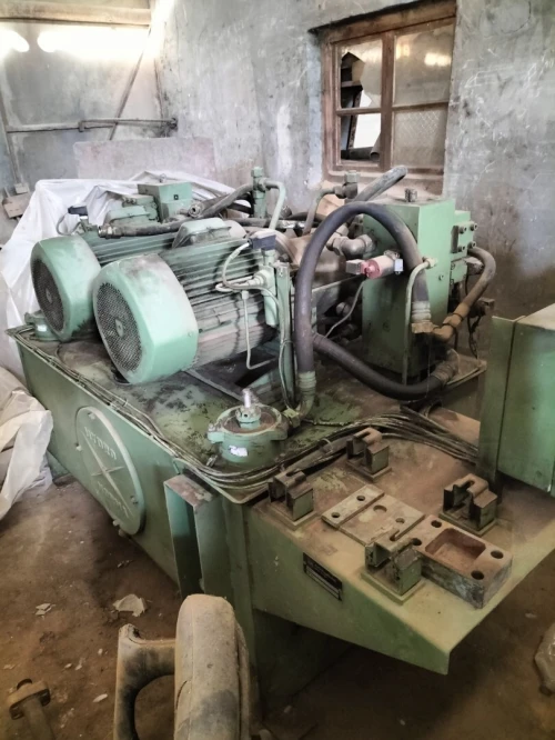 GROUPE HYDRAULIQUE ETAT NEUF