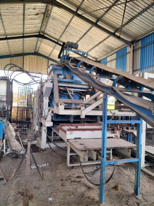 UNITÉ COMPLÈTE AUTOMATIQUE  AVEC SILO HONCHA QT915