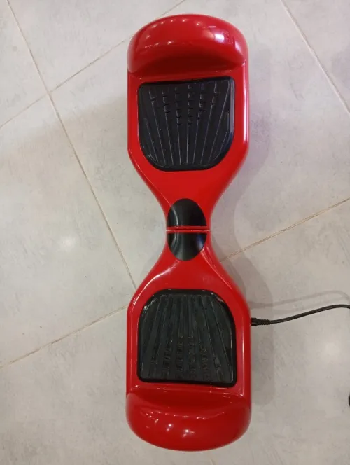 Hoverboard jdid avec chargeur