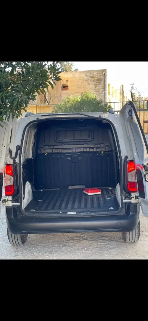 Fiat Doblo 2024 Italie