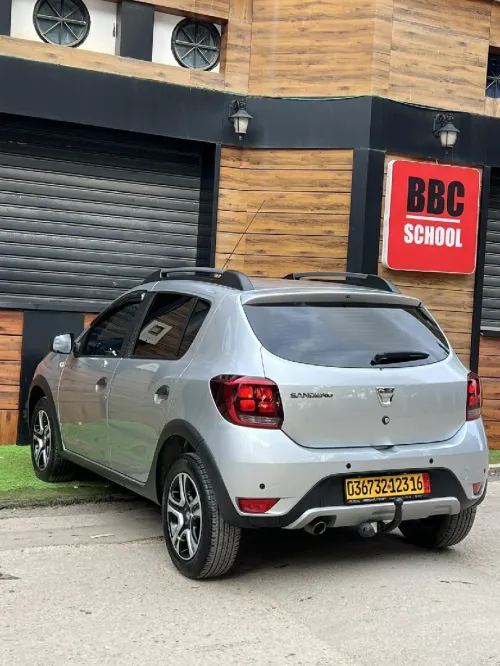 Dacia Sandero 2023 Stepway Expression plus